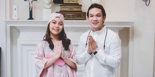 Datang Bersama ke Resepsi Pernikahan Jessica Mila, Jordi Onsu Sudah Balikan dengan Frislly Herlind?