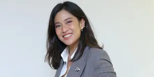 Debut Sebagai Produser di GURU-GURU GOKIL, Dian Sastro Tak Mau Jual Nama Besarnya