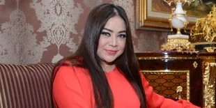 Demi Bantu Pasien dan Keluarga yang Terkena Dampak Covid 19, Anisa Bahar Jual Rumah