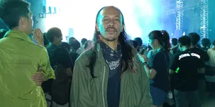 Demi Nonton The Strokes di We The Fest 2023, Farid Stevy Mengaku Rela Tidur di Stasiun Agar Tak Terlambat