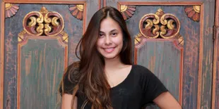 Demi Pendidikan, Valerie Thomas  Tolak Tawaran Main Film