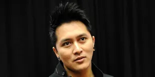 Demian Ingin Hilangkan Monas, Baru Pikirkan Nikah