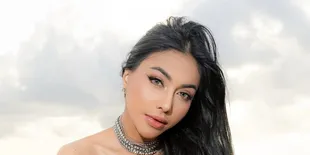 Denada Oplas di Bangkok saat Ulang Tahun Aisyah, Sang Anak Rayakan Bareng Jerry Aurum