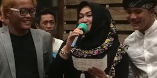 Dengar Kabar Lina Meninggal Dunia, Rizky Febian Datang Lebih Dulu ke Rumah Duka Dibanding Sule