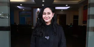 Denise Chariesta Sulit Hubungi Uya Kuya Pasca Rumah Dijarah, Khawatirkan Kondisi Ibunda Uya