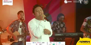 Denny Caknan Ungkap Titik Balik Kesuksesan di Konser Amal Kreatif Lokal