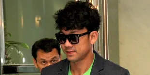 Denny Sumargo Bantah Minta Verny Gugurkan Kandungan