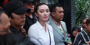 Depresi Karena Kasusnya, Zaskia Gotik Mencoba Ikhlas