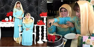 Deretan Potret Kenangan Manis Roro Fitria Bersama Almarhum Sang Bunda