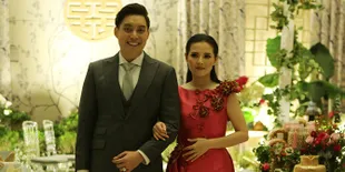 Detail Lamaran &#38; Pesta Tunangan Edric Tjandra, Foto Bareng Kepiting Sampai Berdansa