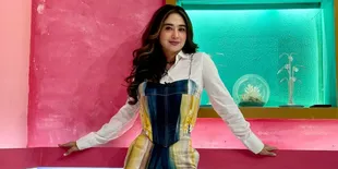 Dewi Perssik Akui Akan Menikah dengan Rully Tahun Ini