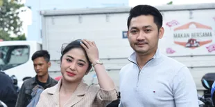 Dewi Perssik Blak-Blakan Bongkar Aib dan Ingin Cerai dari Angga Wijaya