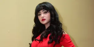 Dewi Perssik Bocorkan Honor Managernya, Capai Puluhan Juta Sebulan!