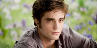 Dex Shepard Pun Dukung Edward Cullen