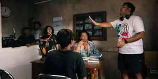 Di Balik Tawa Penonton, Awwe Jelaskan Peran Komedi Konsultan
