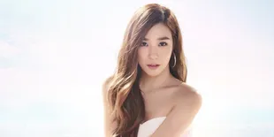 Di Italia, Tiffany SNSD Make A Wish Bareng Model Ganteng