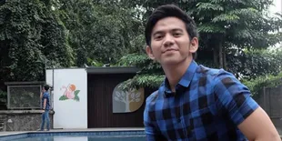 Di Rumah Aja, Ridho DA Sulap Kamar Pribadi Jadi Lokasi Syuting