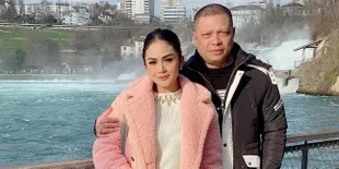 Di Tengah Isu Perceraian, Krisdayanti dan Raul Lemos Rayakan Anniversary di Atas Pesawat