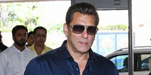 Diancam Pembunuhan, Salman Khan Nyaris Ditembak Gangster di Depan Rumahnya