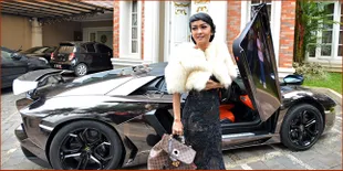 Dibayar Dengan Baik, Jupe Ungkap Alasan Artis Bergaya Mewah