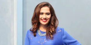 Dibelikan Mobil Oleh Terdakwa Korupsi, Catherine Wilson: Saya Pikir Dulu Single