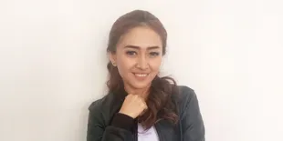 Dicap Mirip Dewi Perssik, Maisaka Ogah Jual Keseksian
