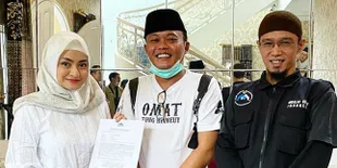 Didampingi Sule Saat Melantunkan Syahadat, Nathalie Holscher Resmi Jadi Mualaf