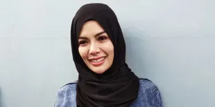 Didatangi Mendiang Orangtua Lewat Mimpi, Nikita Mirzani Dapat Hidayah Untuk Berhijab
