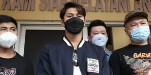 Diduga Langgar Protokol Kesehatan Saat Launching Restoran Barunya, Rizky Billar Penuhi Panggilan Kepolisian