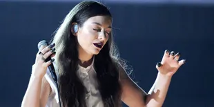 Diganggu Hantu, Lorde Ngotot Lanjutkan Rekaman