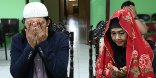 Digelar Dadakan, Alasan Pernikahan Ria Irawan Ini Bikin Terenyuh