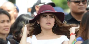 Digoda Soal Shaheer Sheikh, Ayu Ting Ting: Itu Mantan, Udah Lewat