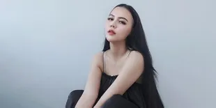 Dihujat Karena Pakai Kalung Salib, Ratu Rizky Nabila: Namanya Kado Ultah Masa Nggak Hargain