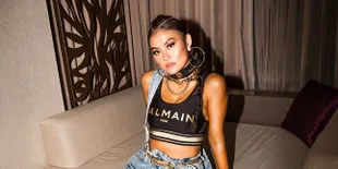 Dikabarkan Dekat dengan Raphael Maitimo, Agnez Mo Malah Curhat Soal Putus di Insta Story
