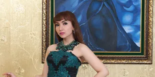 Soal Bule Tampan Yang Temani di Acara Nikahan, Ini Penjelasan Roro Fitria