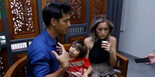 Dikabarkan Putus dengan Jessica Iskandar, Richard Kyle Datang ke Pesta Ultah El Barack