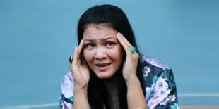 Dikira Sudah Hijrah, Melanie Subono Alami Kejadian Sedih di Pengajian BJ Habibie