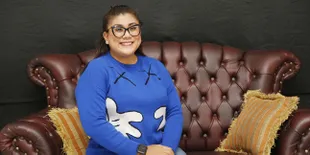 Dilamar Kekasih Pada 10-10-2020, Regina Ivanova Bersyukur Perbedaan Kultur Tak Halangi Kisah Cintanya