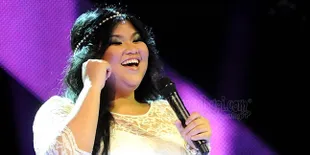 Dimabuk Cinta, Shena Malsiana dan Pacar Saling Puji