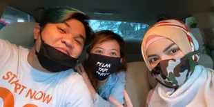 Dinar Candy Bagikan Video Asistennya Ketika Jalani Proses Mualaf Masuk Islam