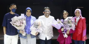 Dinda Ghania Kolaborasi Dengan Melly Goeslaw di Single Keempat, 'Teman Rasa Pacar'