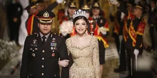 Dinikahi Kapolsek, Selebgram Rica Andriani Gelar Resepsi Pernikahan Pedang Pora Bersama Ribuan Tamu Undangan di Tengah Pandemi Corona
