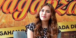 Dipaksa Curhat Soal Shaheer, Ayu Ting Ting Ngambek dan Nangis