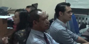 Diperiksa Satu Ruangan, Asmirandah dan Jonas Rivanno Saling Cuek