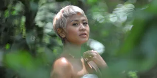 DIRA Hidupkan Kembali Lagu Legendaris 'Satu Cinta' Milik Candra Darusman dengan Versi yang Lebih Modern
