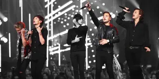 Disapa One Direction Dari Belakang Panggung, Jakarta 'Gemetar'!