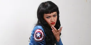 Disebut Jual Diri di Singapura, Jupe Kecewa dan Murka Hebat