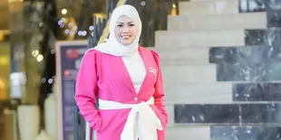 Diseret-seret Saat Hamil Hingga Dipukul Depan Anak, Begini Cerita Elly Sugigi yang Alami KDRT Selama 12 Tahun Menikah