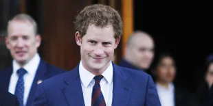 Disindir Soal Bulan Madu Dengan Meghan, Ini Respon Prince Harry