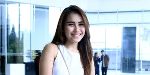 Ditanya Soal Hotel Dharmawangsa, Begini Reaksi Ayu Ting Ting